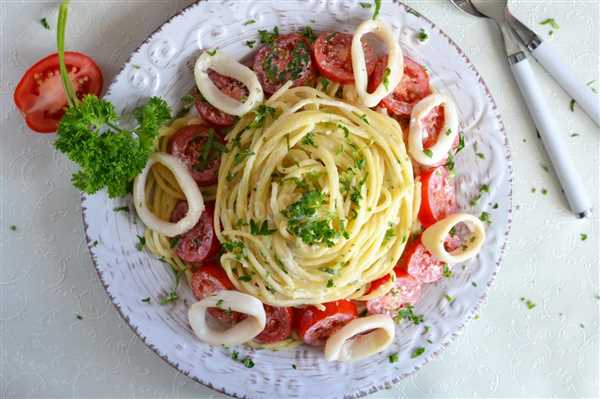 Удивите своих гостей вкусными кальмарами в сливочном соусе со спагетти — секреты и рецепты