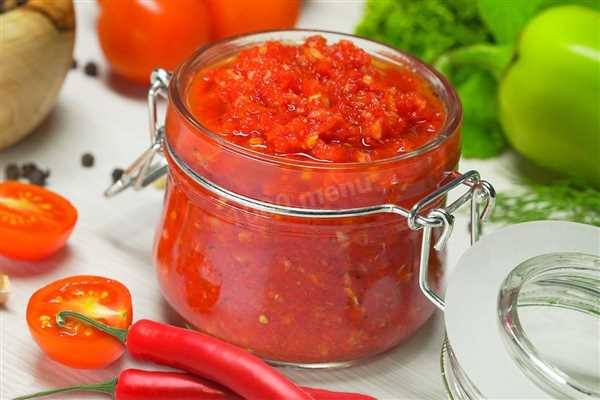 Рецепт вкусной и острой аджики домашнего приготовления