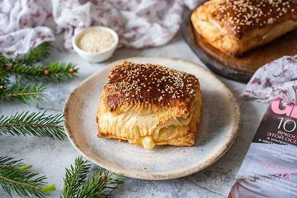 Удиви гостей вкуснейшей выпечкой — рецепт слойки с сыром тильзитер